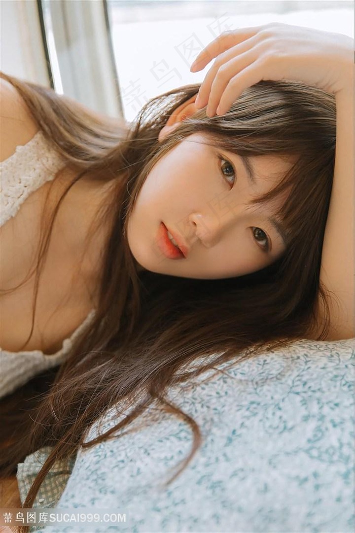 日本强奸口含奶子操逼的视频吃出奶水来